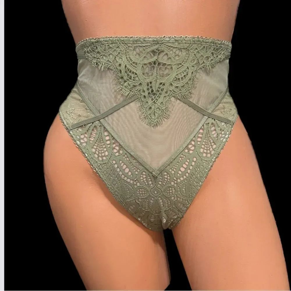 Victorias Secret Dream Angels Crochet Lace & Mesh High Waist thong panty Olive M